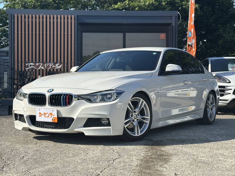 ユーザー様よりBMW３シリーズ入庫致しました♪