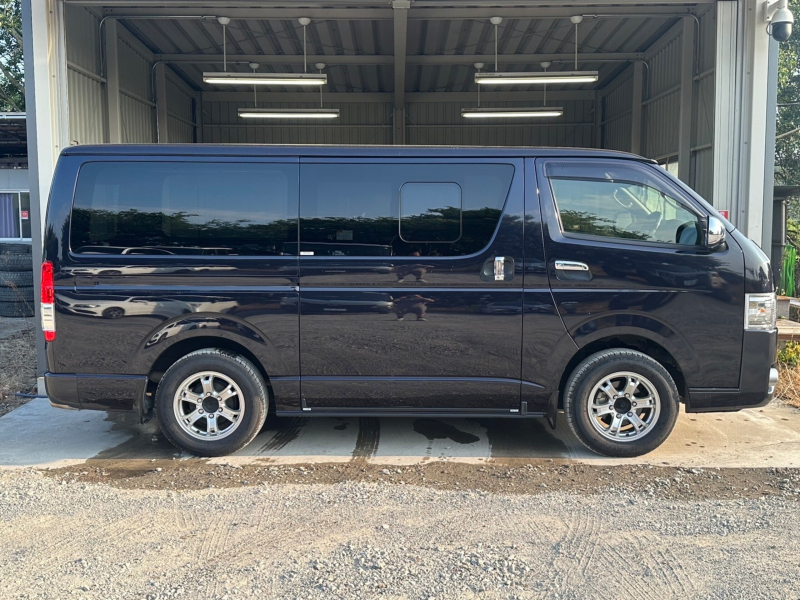 別途ボディガラスコーティングが施工できます♪ご納車前にピカピカにしませんか?ルームクリーニングもセットで行いますよ~♪