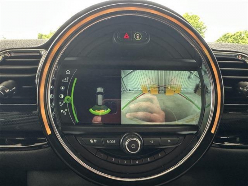 駐車の際に安心なバックカメラ付き♪