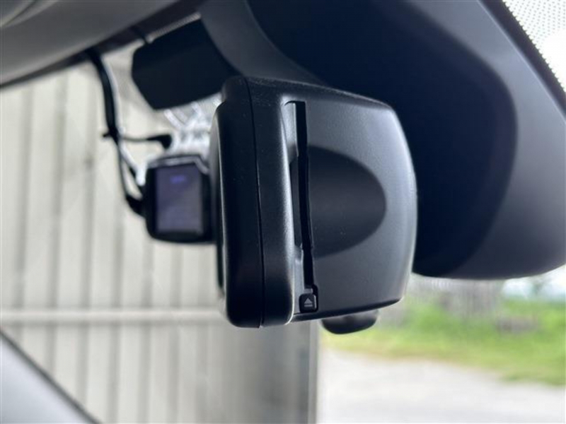 ETCが付いているのでスムーズに高速に乗れます♪