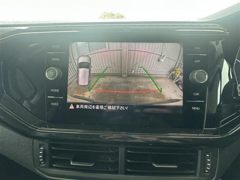 駐車の際に安心なバックカメラ付き♪