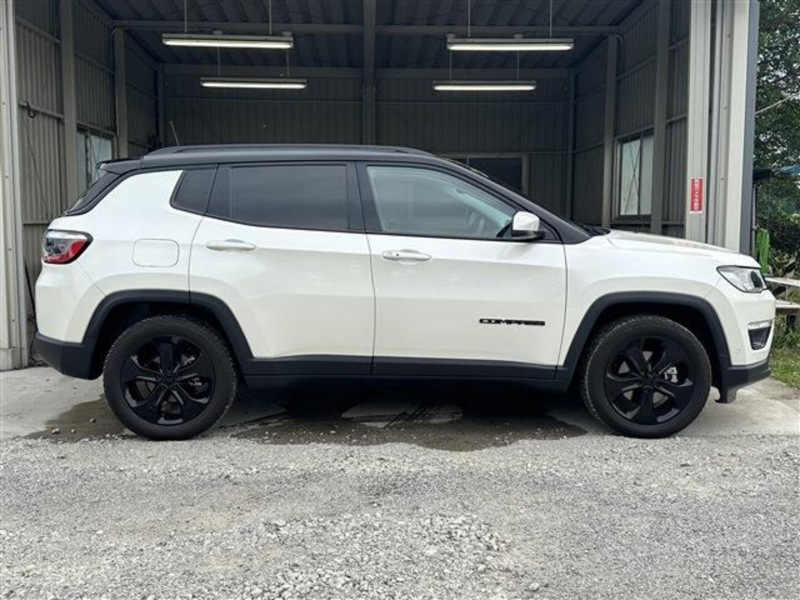 当店の近くには 大きな公園もございます。遊びがてら お気軽にお立ち寄り下さいください。