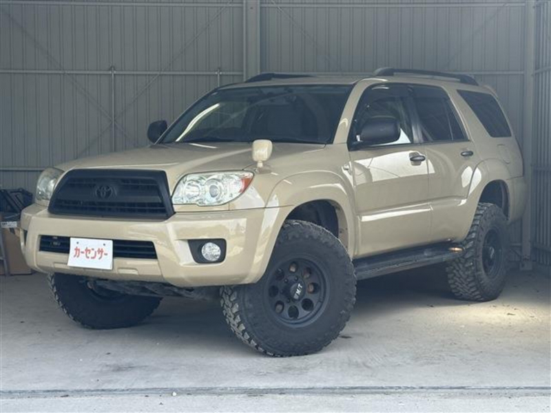 ユーザー様よりトヨタハイラックスサーフ入庫致しました♪