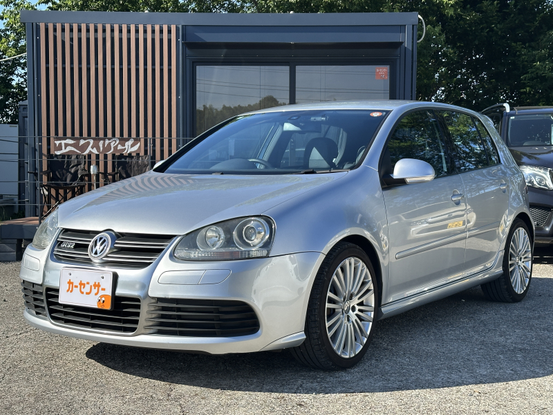 ユーザー様よりゴルフR32入庫致しました♪