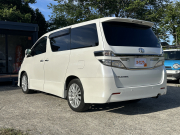 トヨタ ヴェルファイア 2．4Z