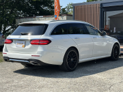 メルセデスベンツ Eクラス Eクラスワゴン　E200　アバンギャルド　AMGライン