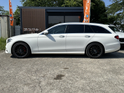 メルセデスベンツ Eクラス Eクラスワゴン　E200　アバンギャルド　AMGライン