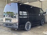 トヨタ ハイエースバン 2.0 スーパーGL ダークプライムII ロングボディ　社外17インチAW　社外ベッドキット