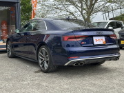 アウディ S5 