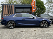 アウディ S5 