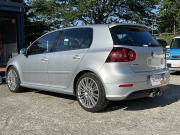 フォルクスワーゲン ゴルフ R32