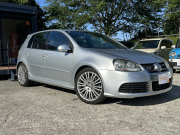 フォルクスワーゲン ゴルフ R32