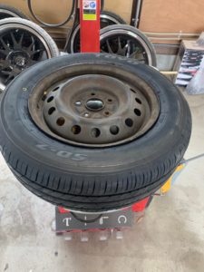 トヨタ ヴォクシー タイヤ交換 株式会社エス アール 千葉県柏市